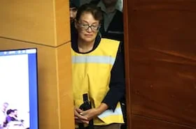Trama bielorrusa: informe de Carabineros establece que Ángela Vivanco borró contenido de su celular previo a su detención