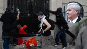 Kast condiciona nuevas marchas a que organizadores ayuden a identificar a encapuchados
