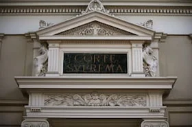 Corte Suprema remueve a cuatro jueces más por viajar al extranjero con licencia médica