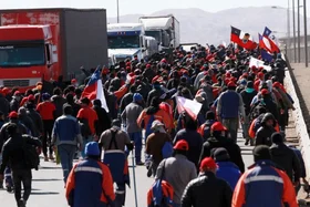 Escondida presenta oferta final al Sindicato N°2: $28 millones líquidos por trabajador y plazo hasta este martes