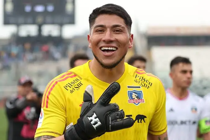 Movimientos de Fichajes en el Fútbol Chileno: Cortés y Vargas Marcan la Temporada